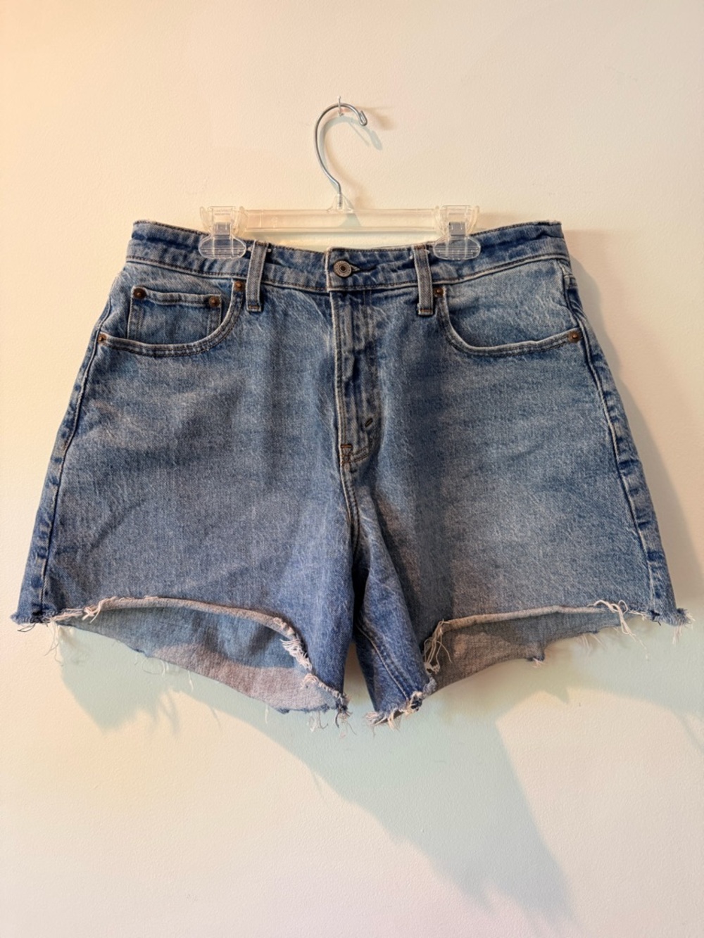 Abercrombie & Fitch - The Dad Short, High Rise, Curve Love Denim Shorts